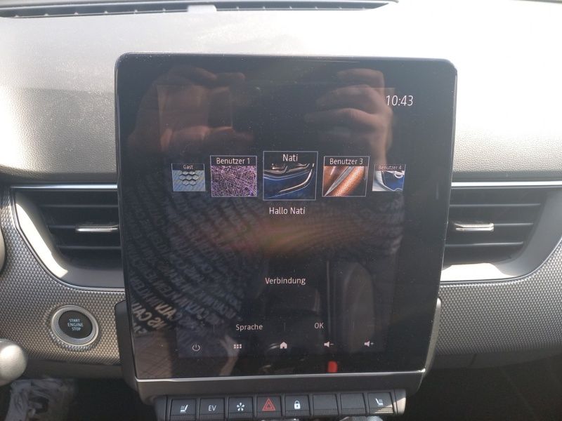 Renault ARKANA INTENS E-TECH 145 - Samsaru's Car Outlet