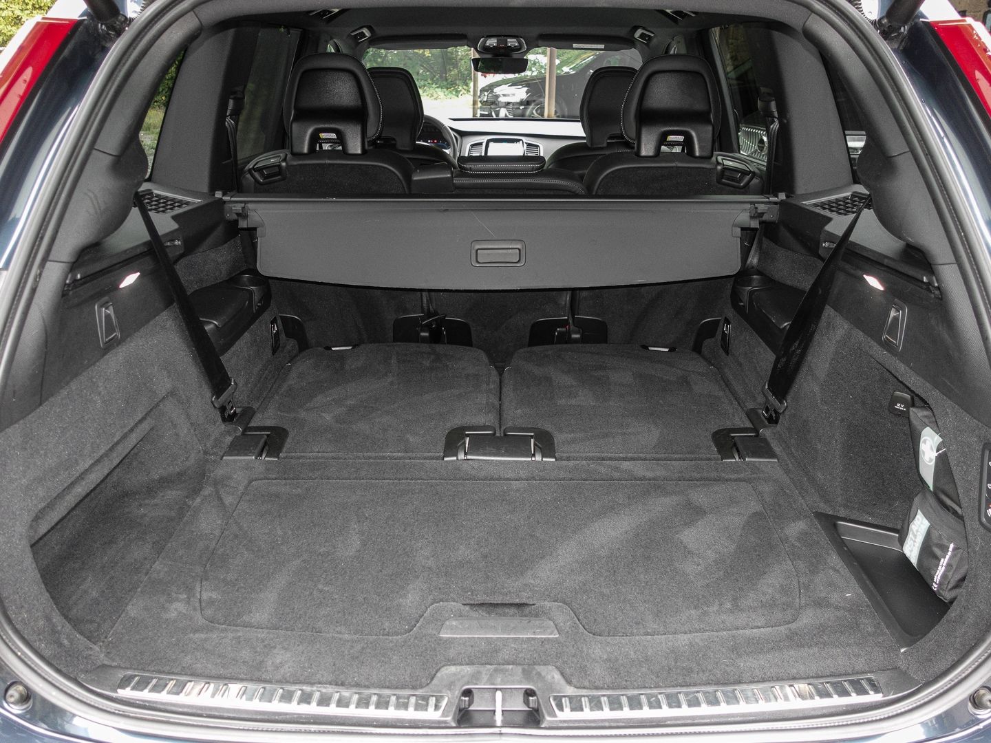 Volvo XC90 Plus Dark AWD 7-Sitzer AD StandHZG AHK Digi