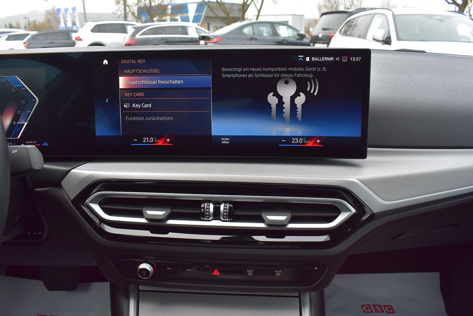 BMW 320 d xDrive LED+Widscreen+DAB+Navi+Kamera+ACC