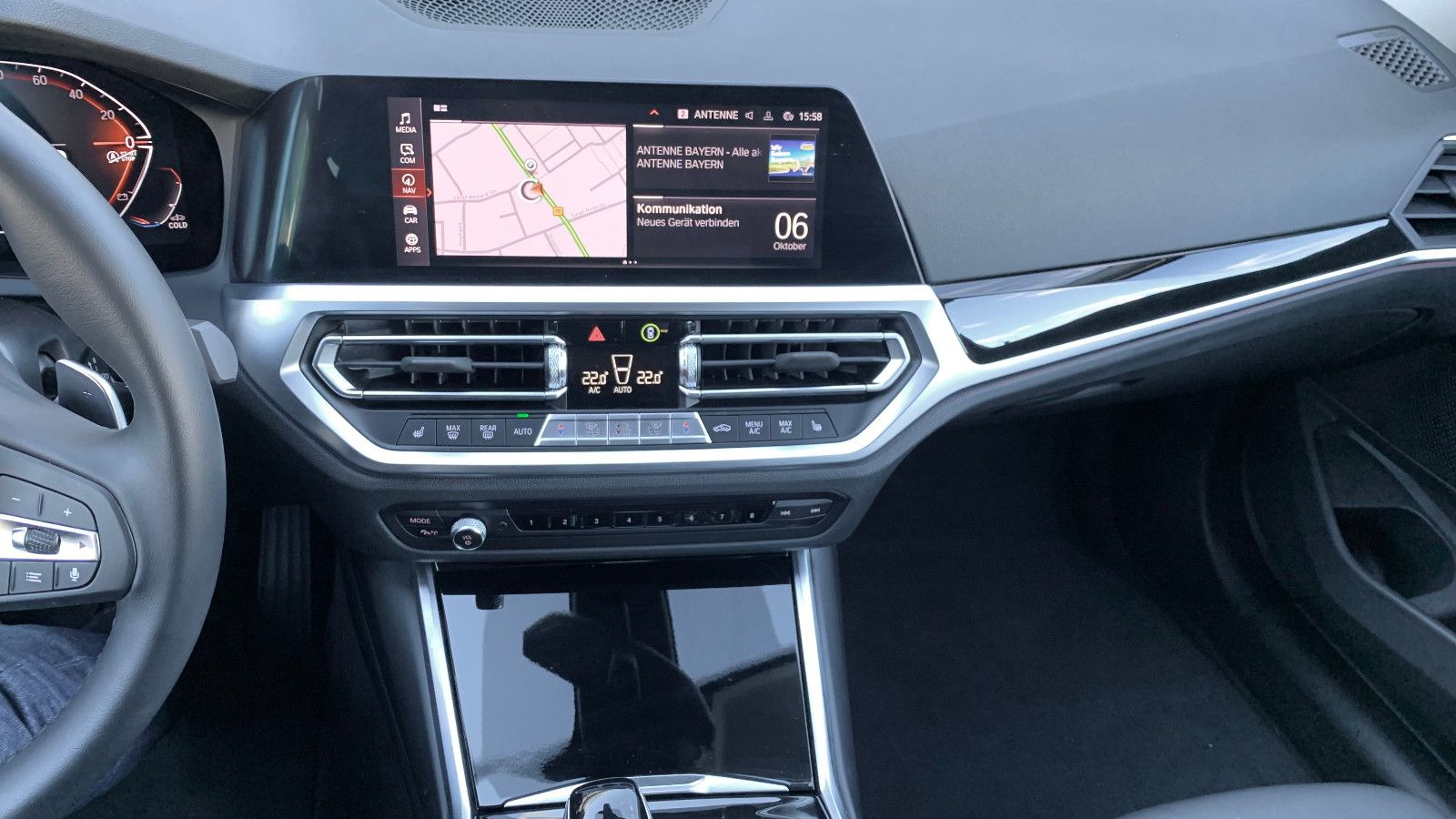 BMW 320i Touring Sport Line - Samsaru's Car Outlet