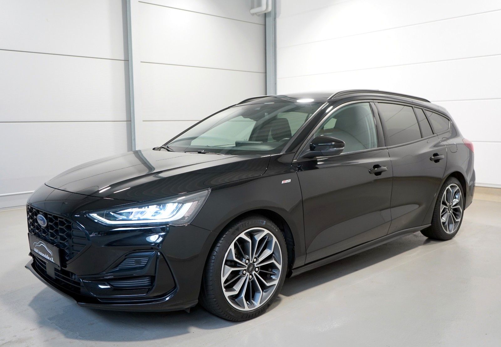 Ford Focus Turnier 1.5 EcoBlue ST-Line X *AHK*PANORAM