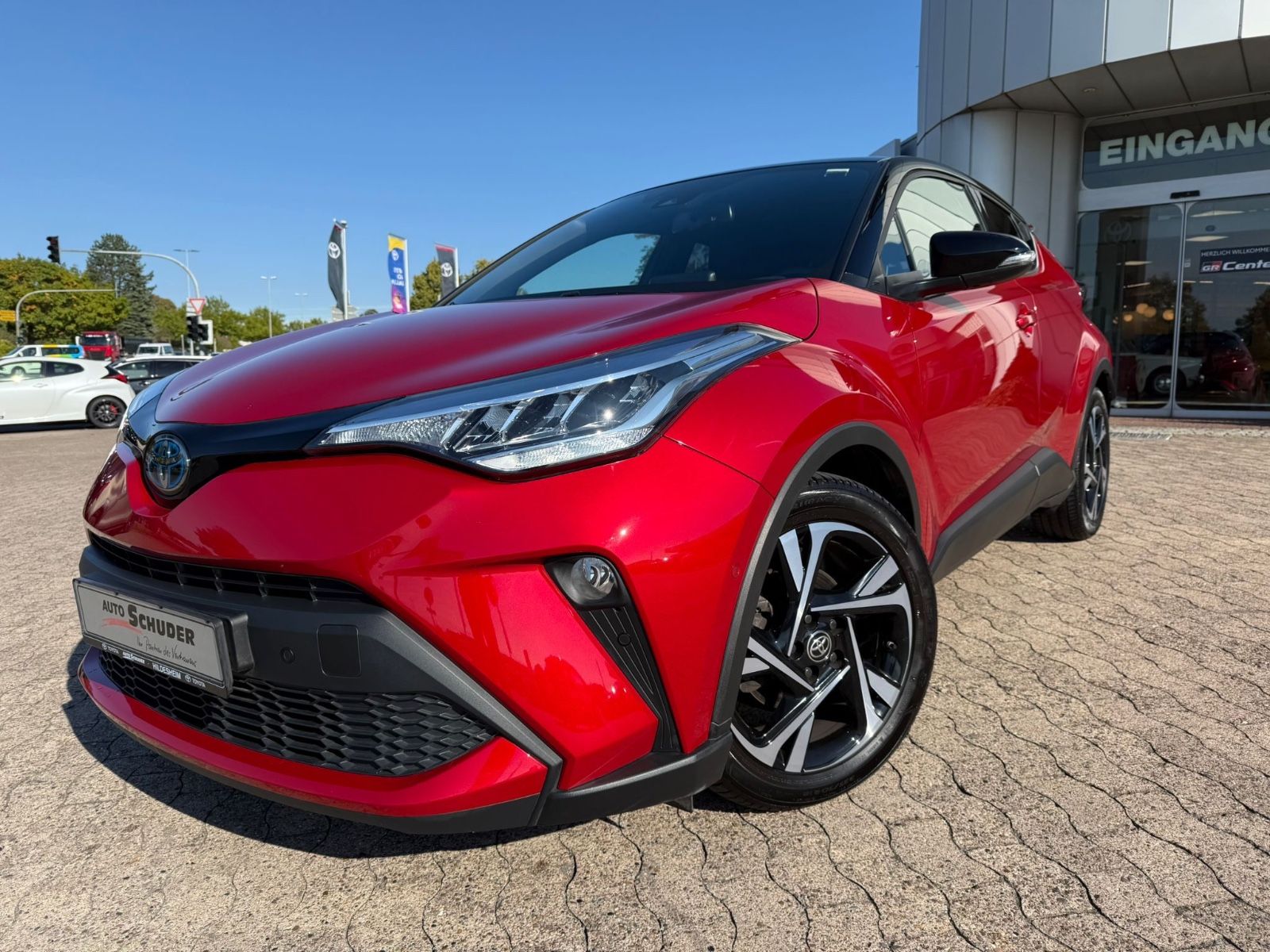Toyota C-HR Hybrid Team D **STYLE**