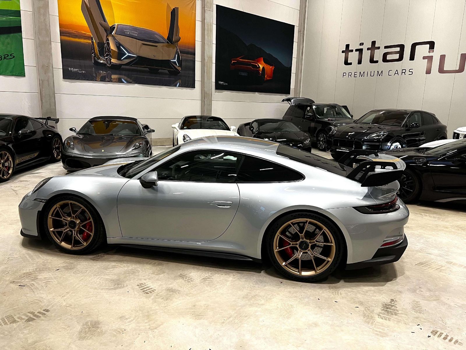 Porsche 911 992 GT3 Clubsport - Samsaru's Car Outlet