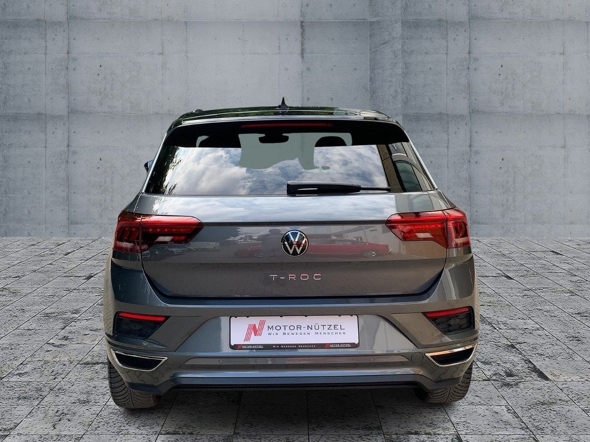 Volkswagen T-Roc 1.5 TSI R-LINE - Samsaru's Car Outlet