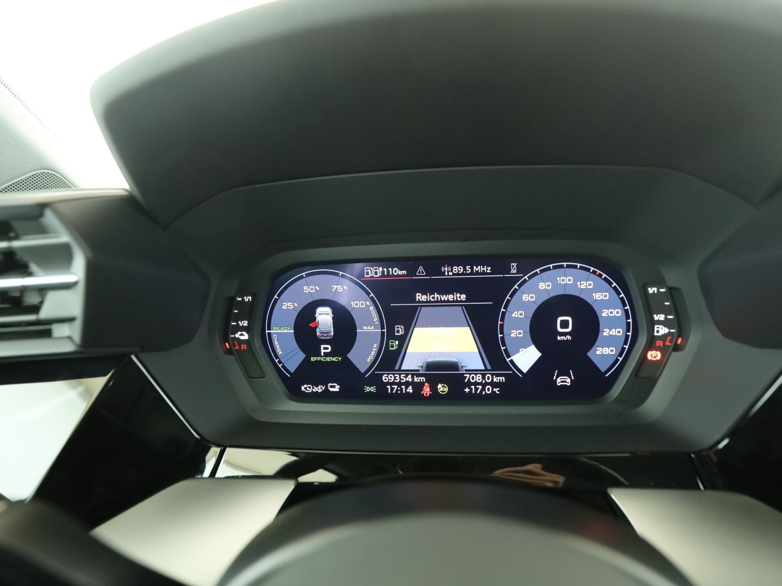 Audi A3 Sportback 40 TFSIe *HYBRID*AHK*LED*PDC*MMI-Pl