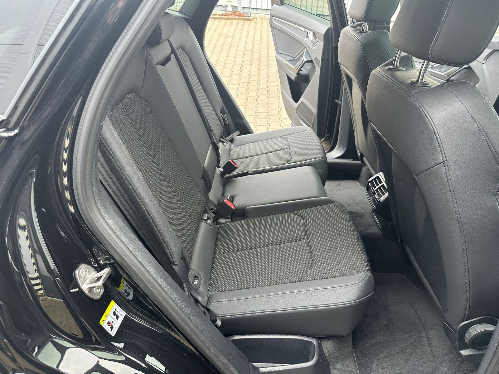 Audi Q3 35 TDI Sportback S line - Samsaru's Car Outlet