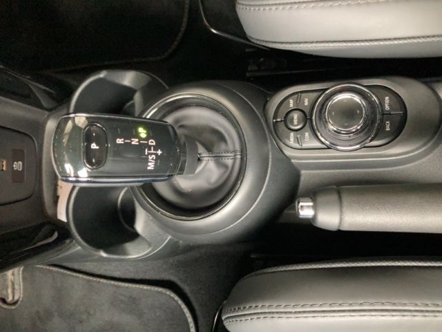 MINI Cooper PremiumPak - Samsaru's Car Outlet
