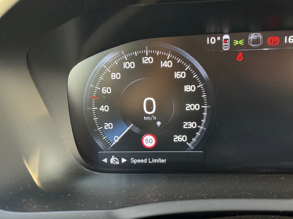 Volvo XC90 Inscription Expression Recharge Plug-In Hyb