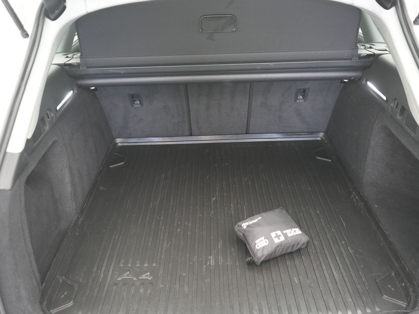 Audi A4 Avant - Samsaru's Car Outlet