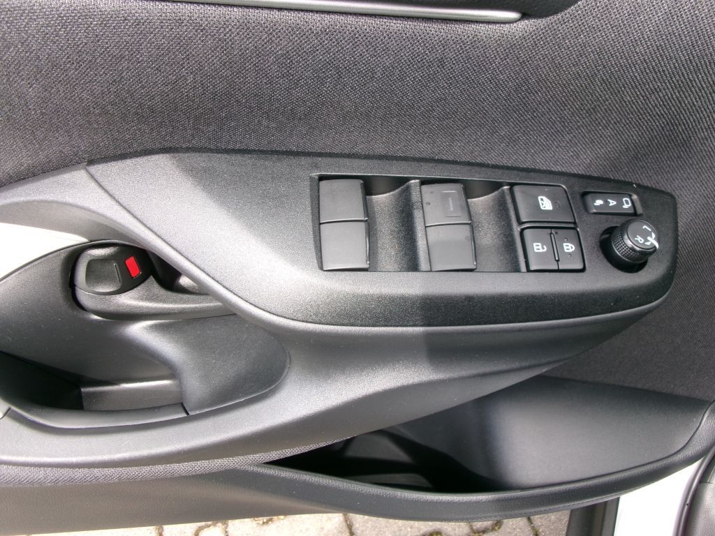 Toyota Yaris Cross Hybrid 1.5  Team D +TWW+Smart Key+