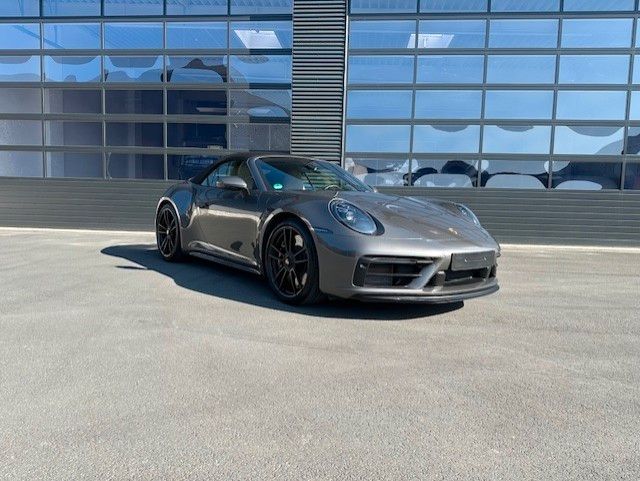Porsche 992 911 Carrera GTS Cabrio - Samsaru's Car Outlet