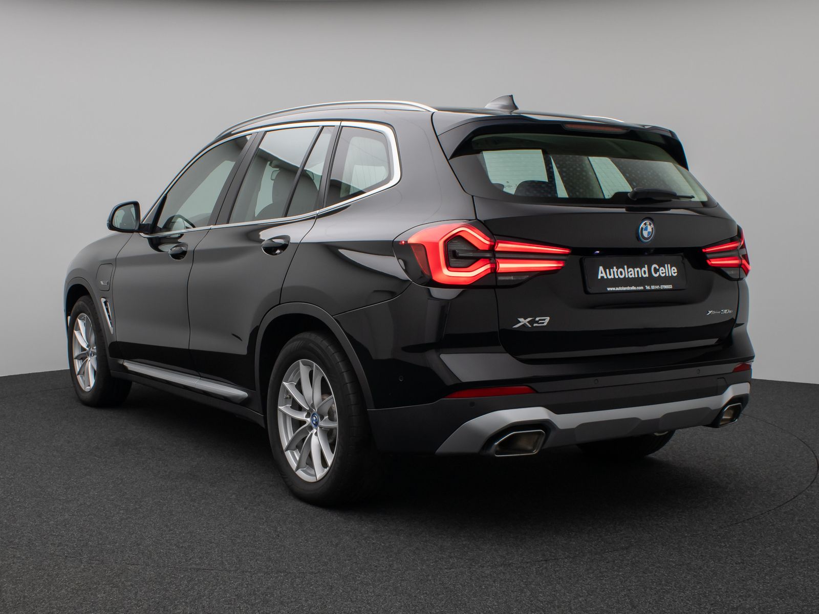 BMW X3 xD30e Sport - Samsaru's Car Outlet