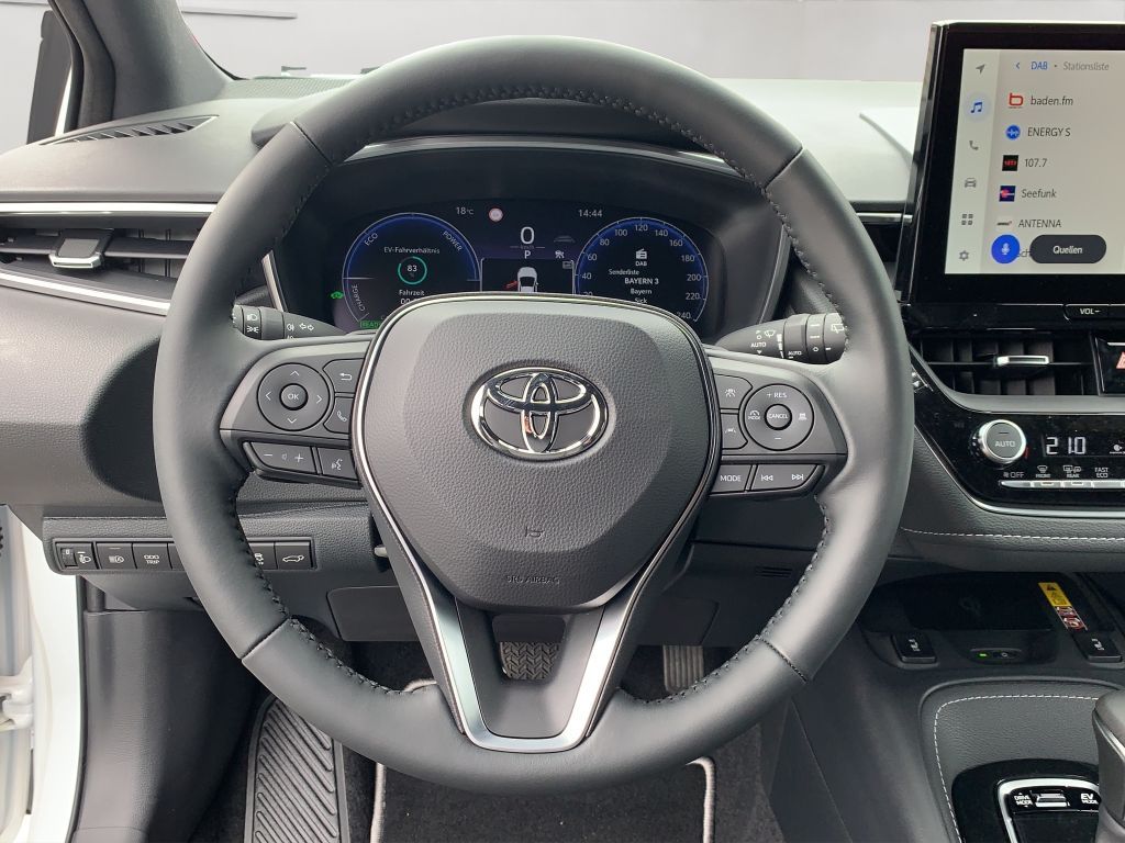 Toyota Corolla 1.8 Hybrid Touring Sports - Samsaru's Car Outlet