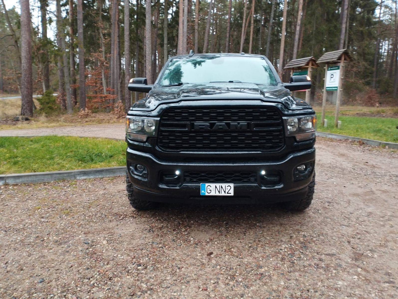 Dodge RAM 2500 MEGA CAB, 4X4, 6,7, 370KM LEDER