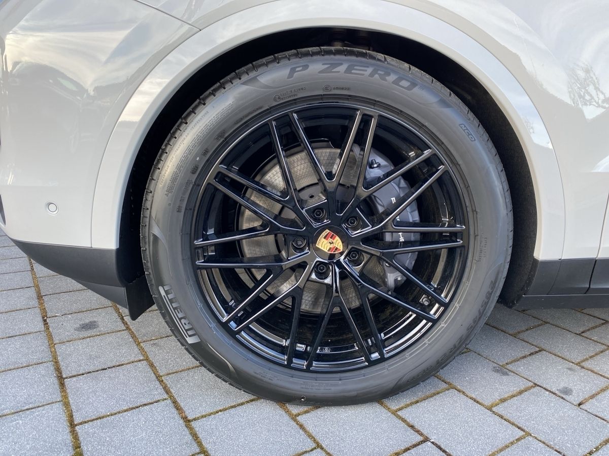 Porsche Cayenne E-Hybrid |Luftfederung |Sportabgasanlage