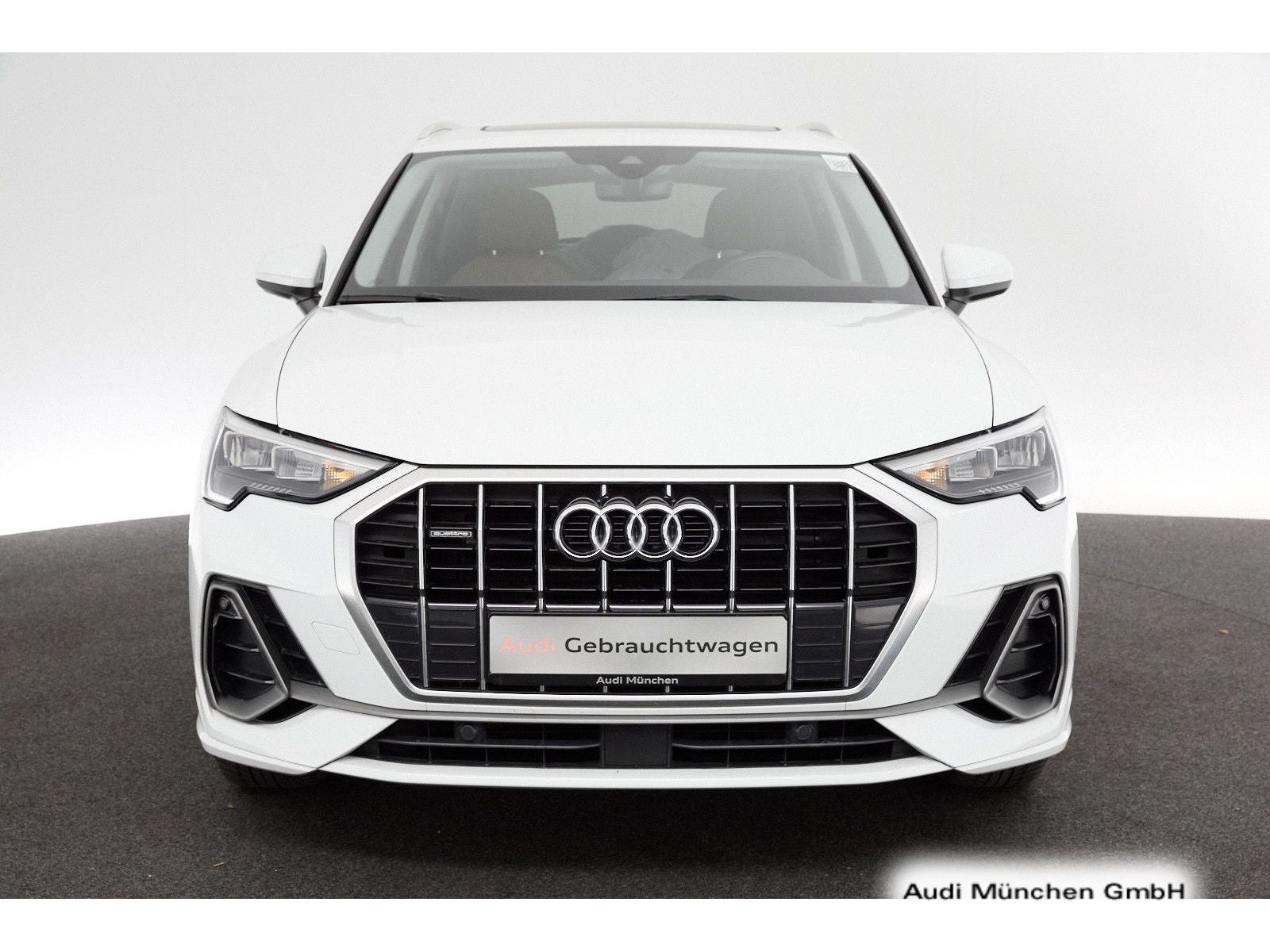 Audi Q3 35 TDI qu. S tronic S line - Samsaru's Car Outlet