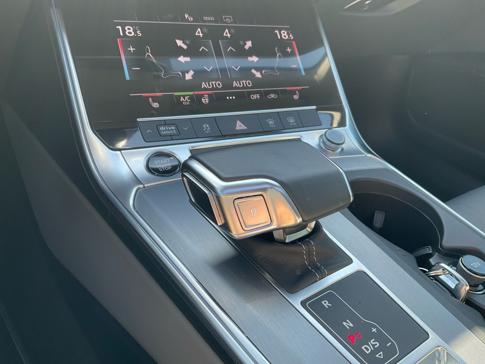 Audi A6 Limousine 55 TFSI e S line quattro - Samsaru's Car Outlet