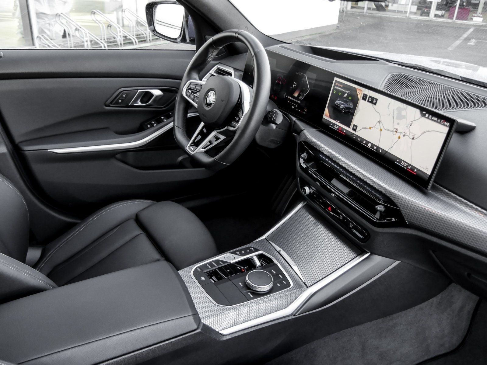 BMW 330i xDrive M Sport HuD Pano AHK LED