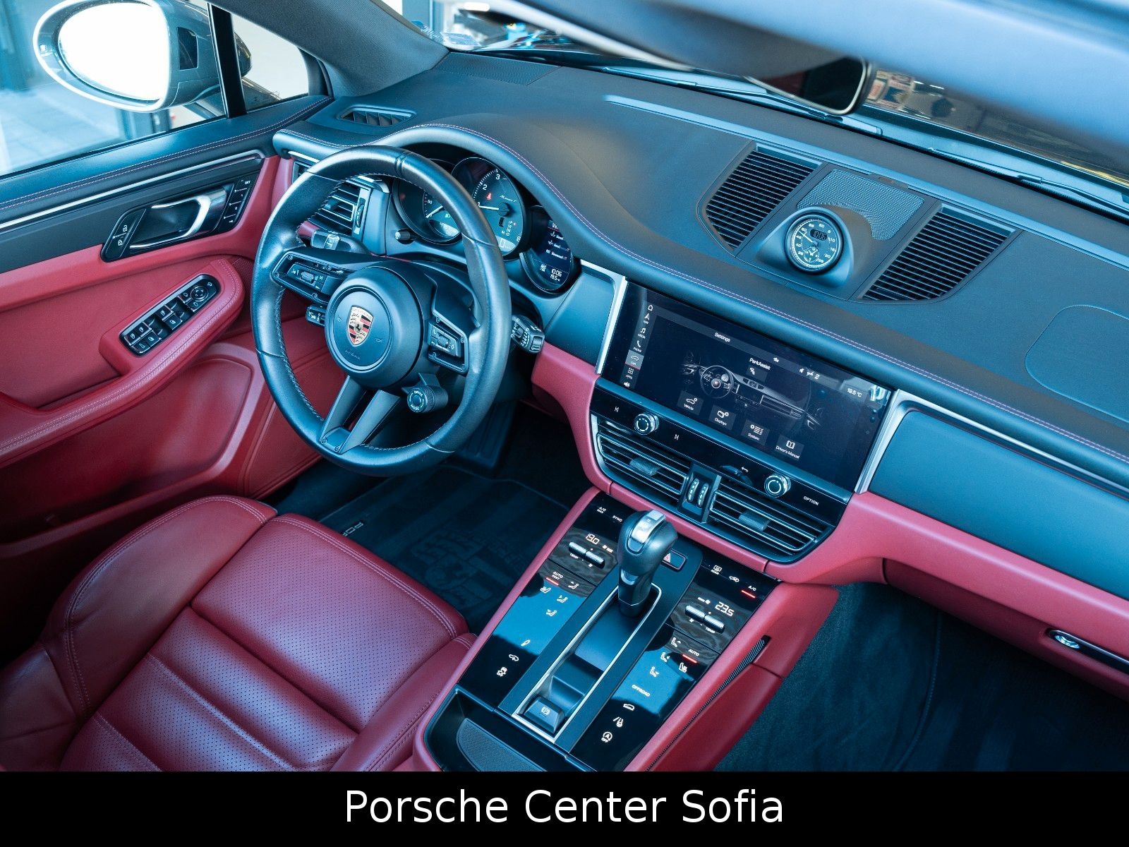 Porsche Macan T