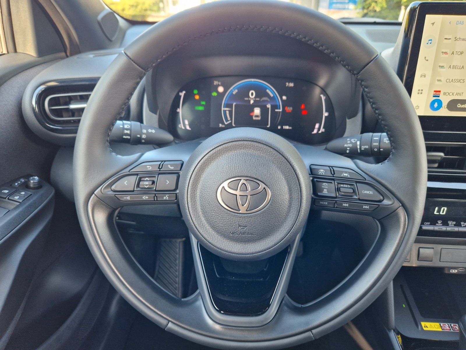 Toyota Yaris Cross 1,5 Teamplayer Safety + Winter Paket
