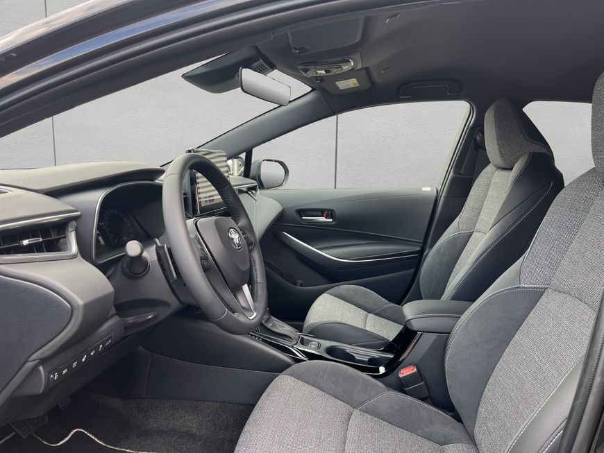 Toyota Corolla 2.0 Hybrid Touring Sports Teamplayer