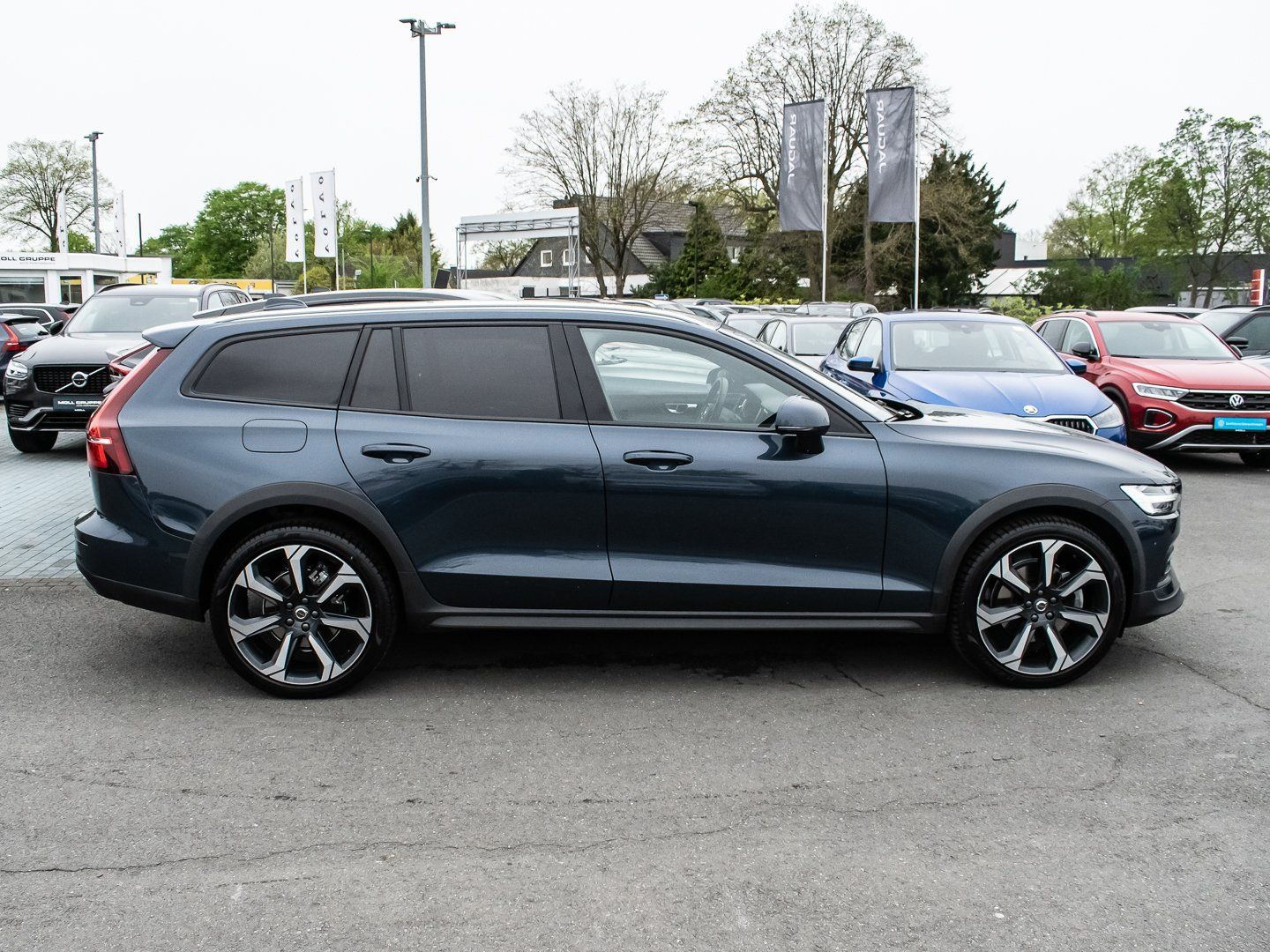 Volvo V60 Cross Country B4 D AWD Ultimate Bright AHK