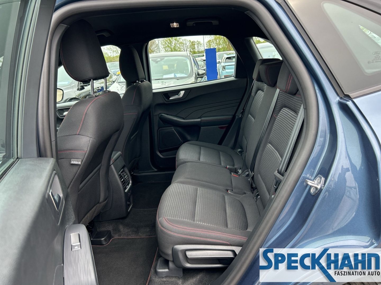 Ford Kuga Plug-In Hybrid ST-Line - Samsaru's Car Outlet