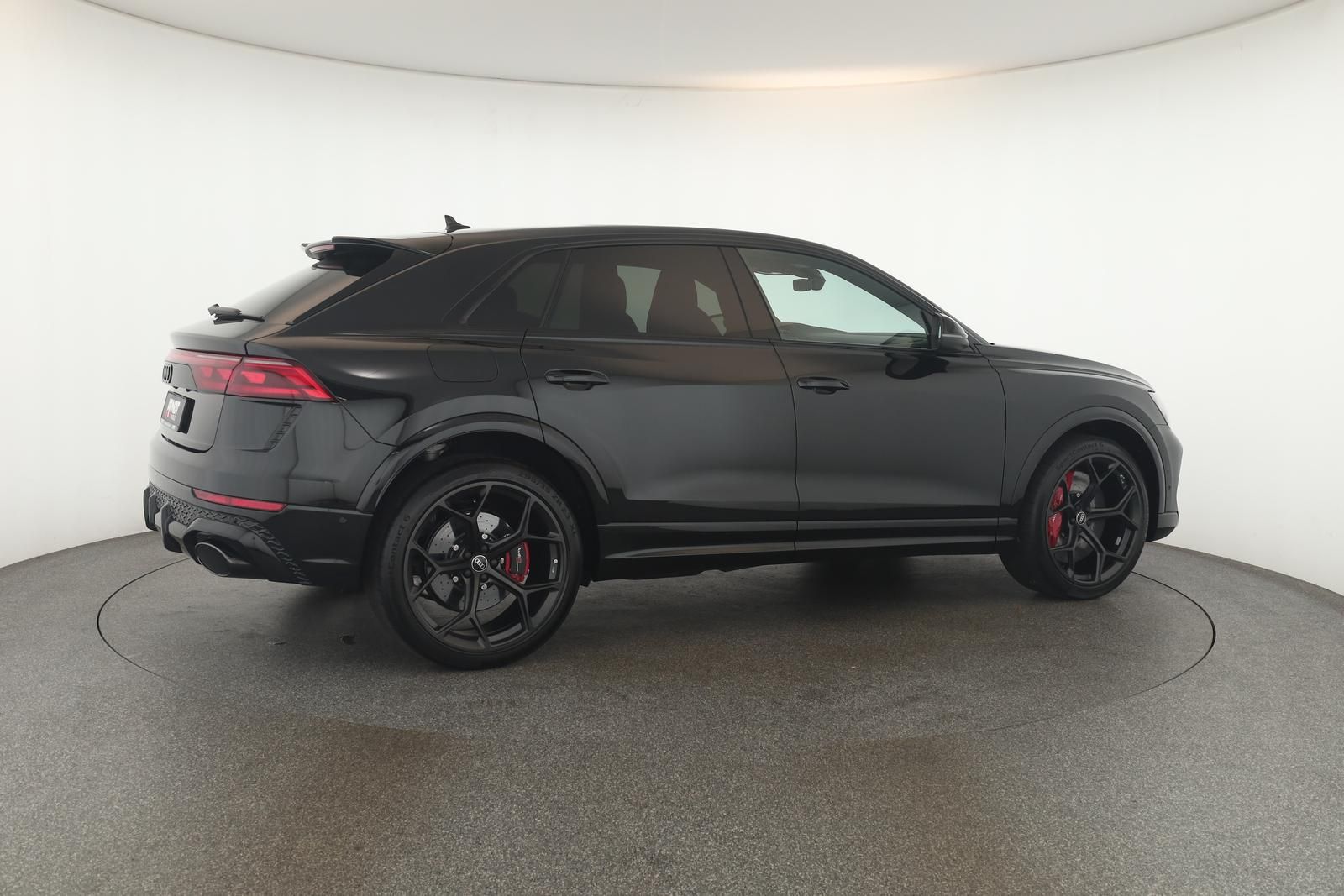 Audi RS Q8 SUV performance Laser Pano Vmax RSAbgas 23