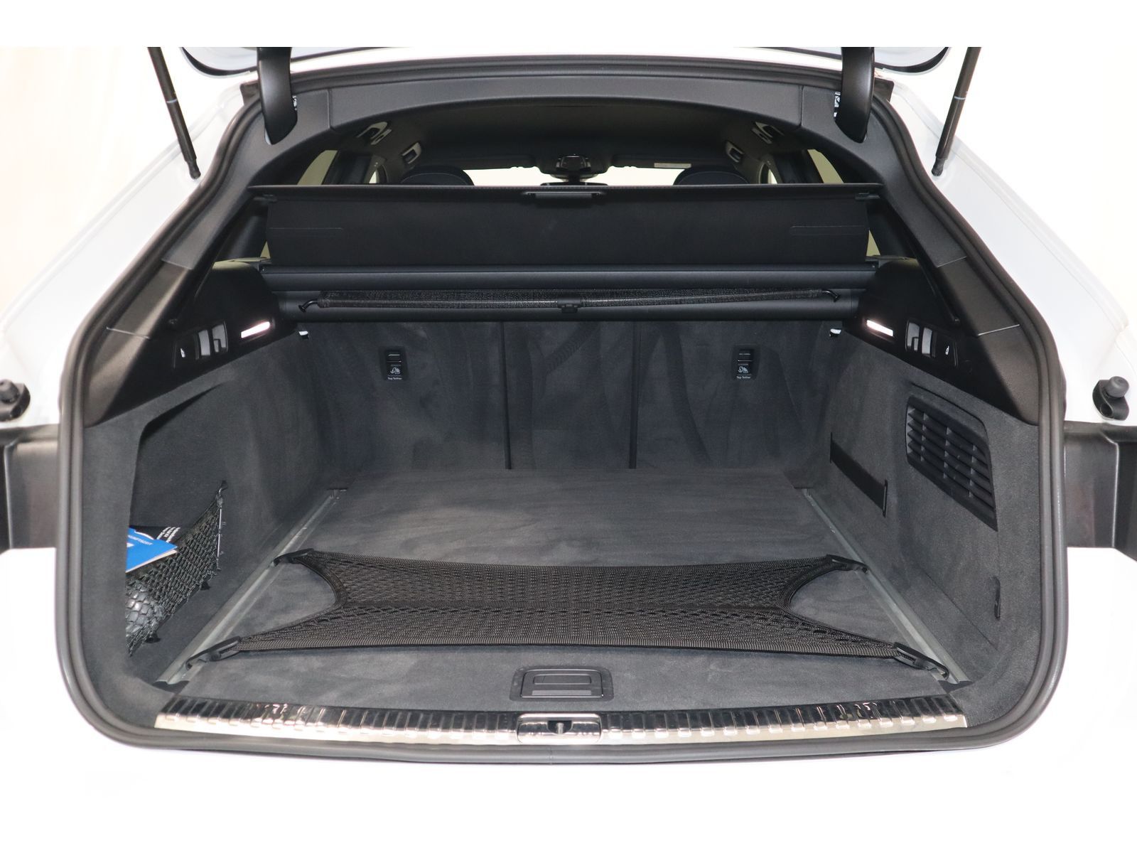 Audi A6 Avant 40 TDI advanced - Samsaru's Car Outlet