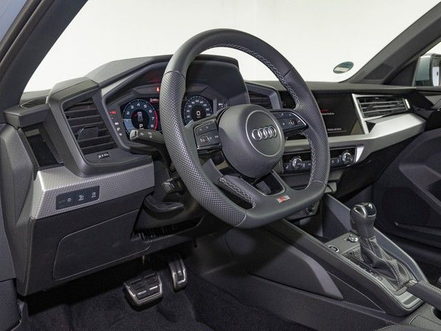 Audi A1 Sportback 40 TFSI S-tronic S line - Samsaru's Car Outlet