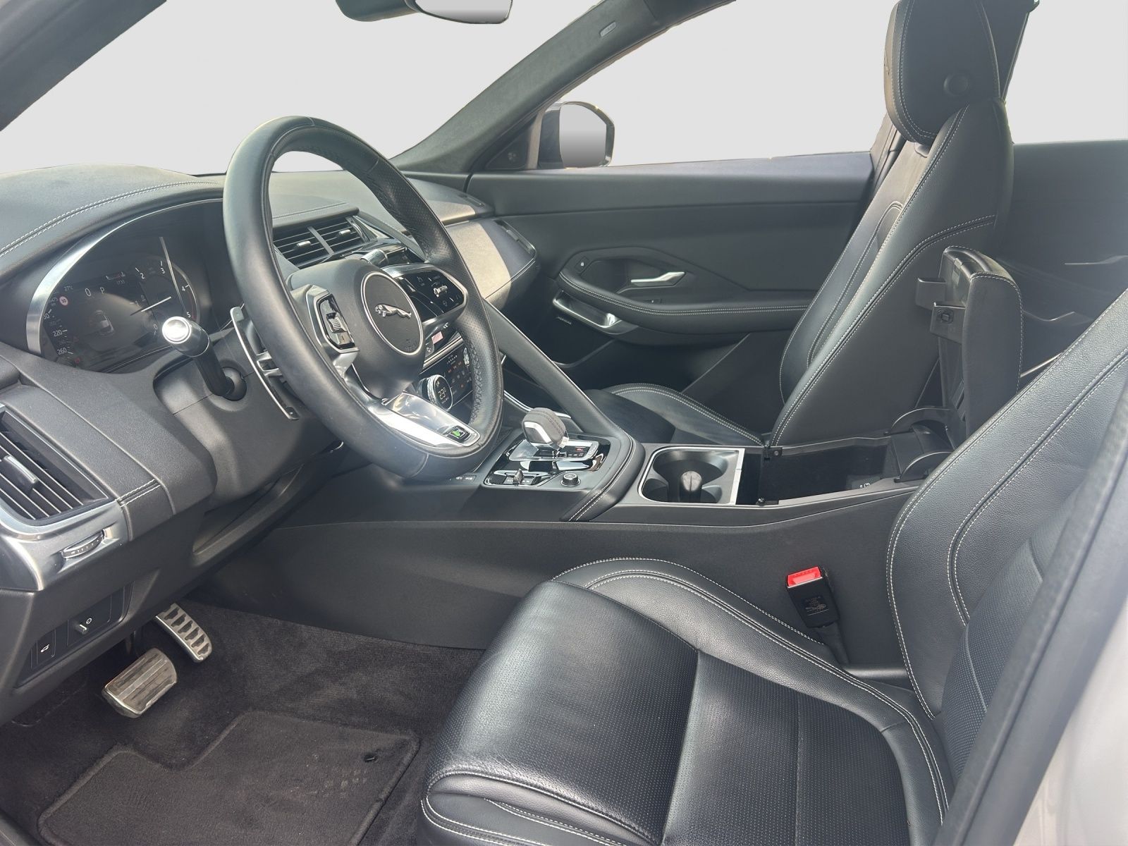 Jaguar E-PACE D200 R-Dynamic LED*ACC*KEYLESS*PANO*WinP*