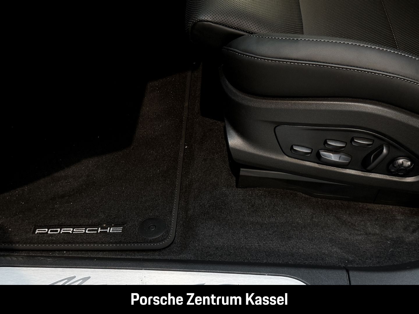 Porsche Macan Electric 4S