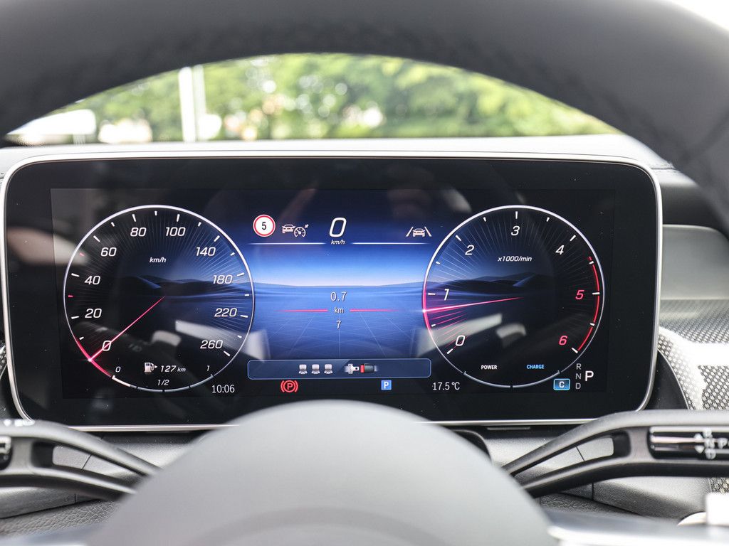 Mercedes-Benz GLC 220 d 4M Edition AMG Line AHK Abstandstemp.