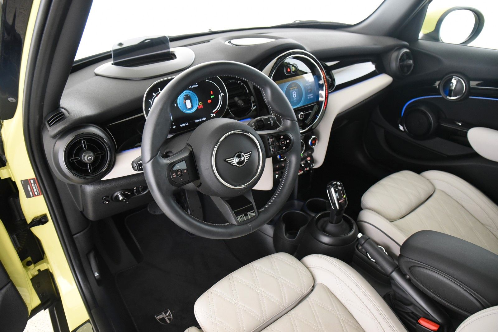 MINI Mini Cooper MINI Yours Trim - Samsaru's Car Outlet