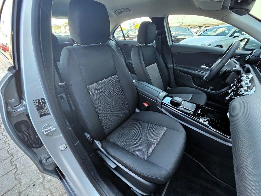 Mercedes-Benz A 180 d - Samsaru's Car Outlet