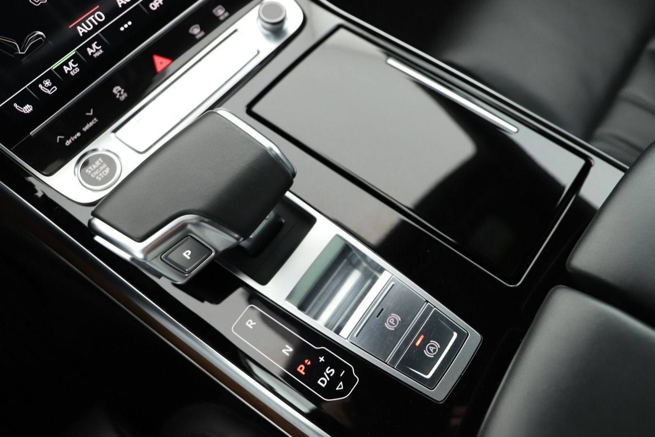 Audi A8 60 TFSI e Q - Samsaru's Car Outlet