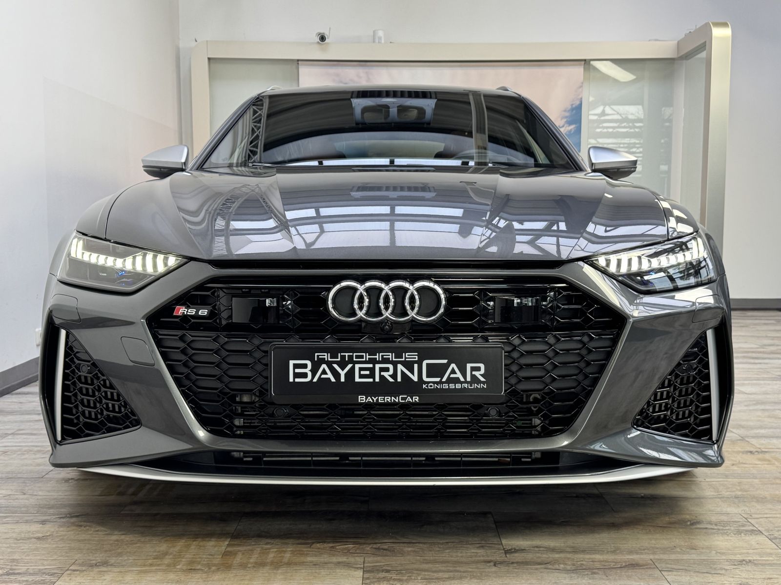 Audi RS6 HeadUP MatrixLED Pano B&O 360° ACC Sitzlüft.