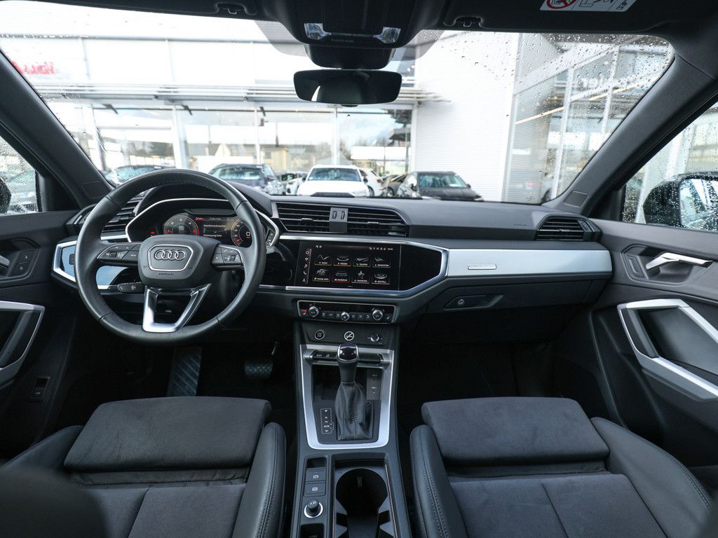 Audi Q3 S line 35 TDI quattro - Samsaru's Car Outlet