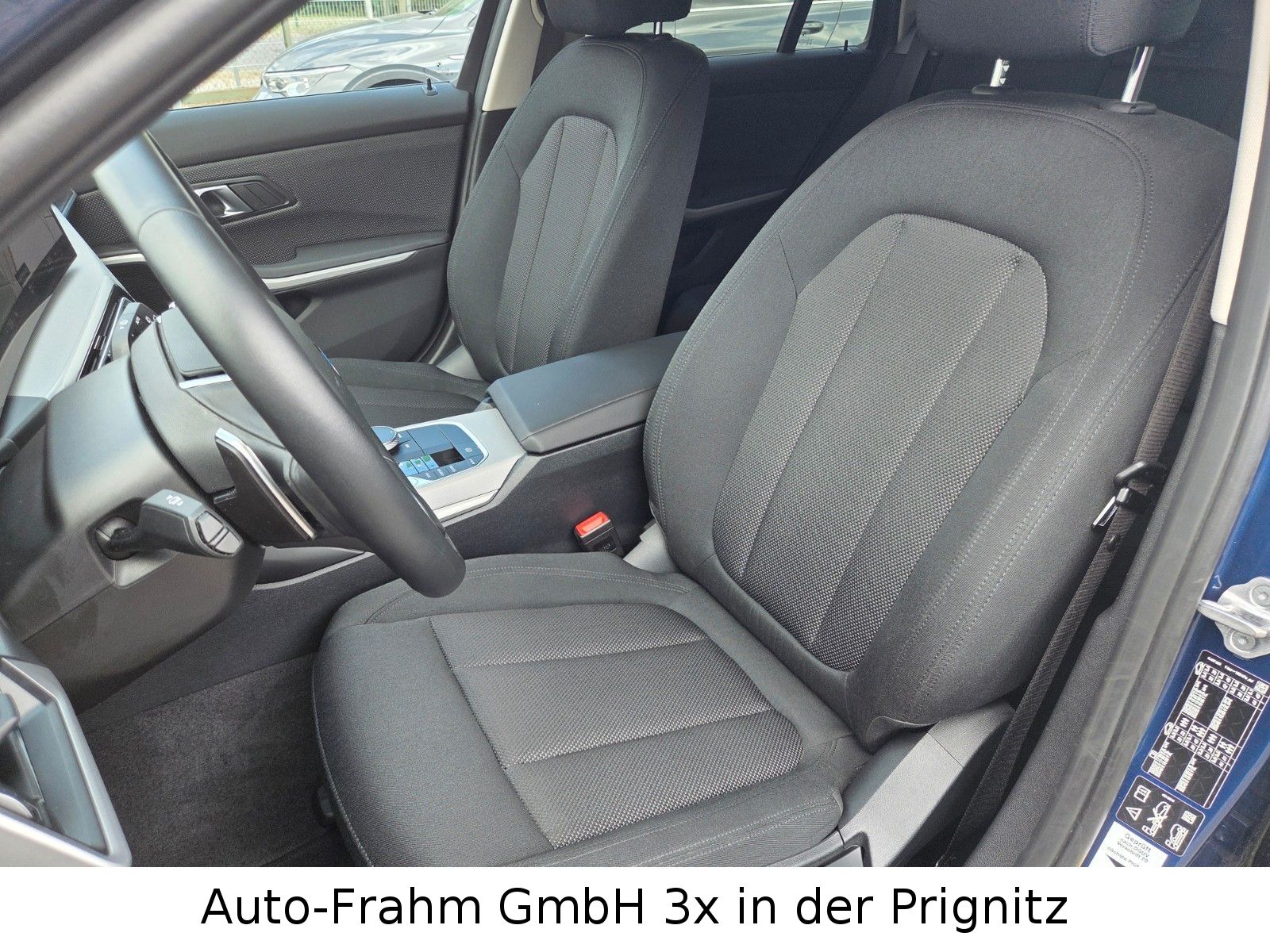BMW 320 d xDrive - Samsaru's Car Outlet