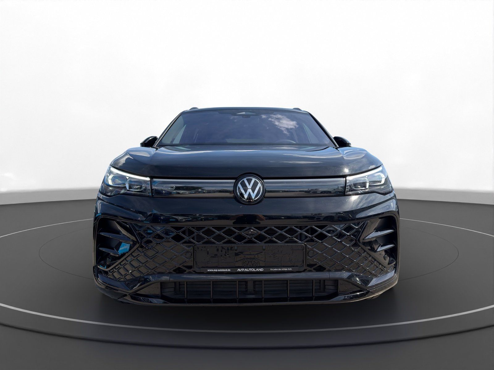 Volkswagen Tiguan 2.0 TDI DSG 4MOTION R-Line | PANO |
