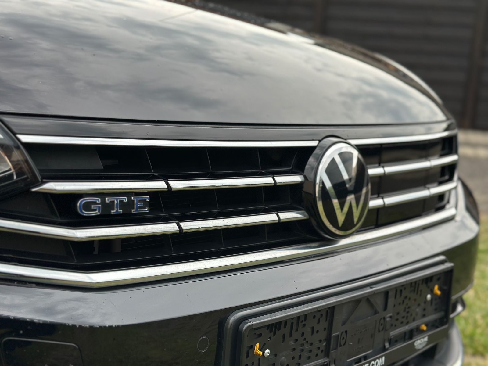 Volkswagen Passat Variant GTE 1.4 TSI Hybrid - Samsaru's Car Outlet
