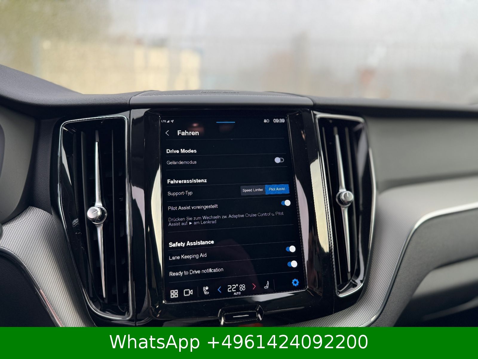 Volvo XC60 Plus Dark AWD AHK|KAMERA|H&K