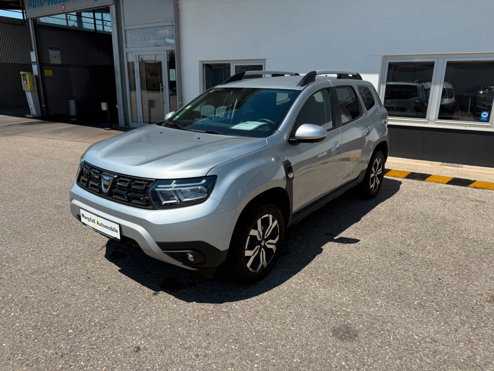 Dacia Duster TCe 150 4WD Prestige - Samsaru's Car Outlet
