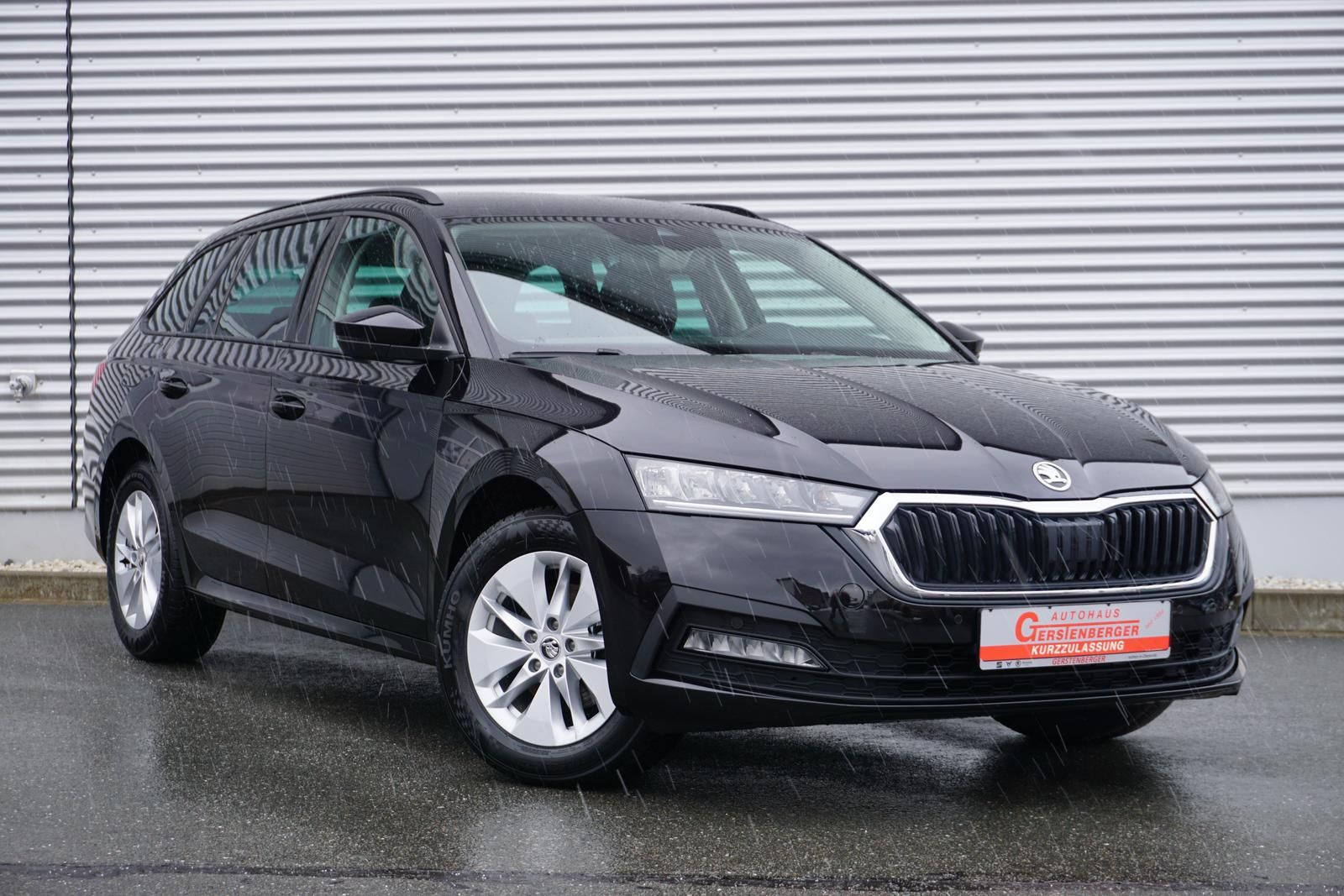 Skoda Octavia Combi Ambition 1.5 TSI - Samsaru's Car Outlet