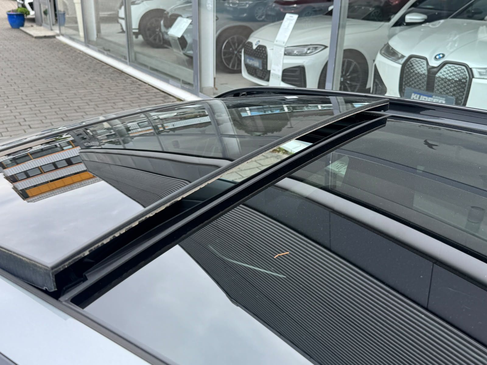 BMW 320 d xDriv Tou M Sport PRO ACC°Pano-Mem.°Stdhzg