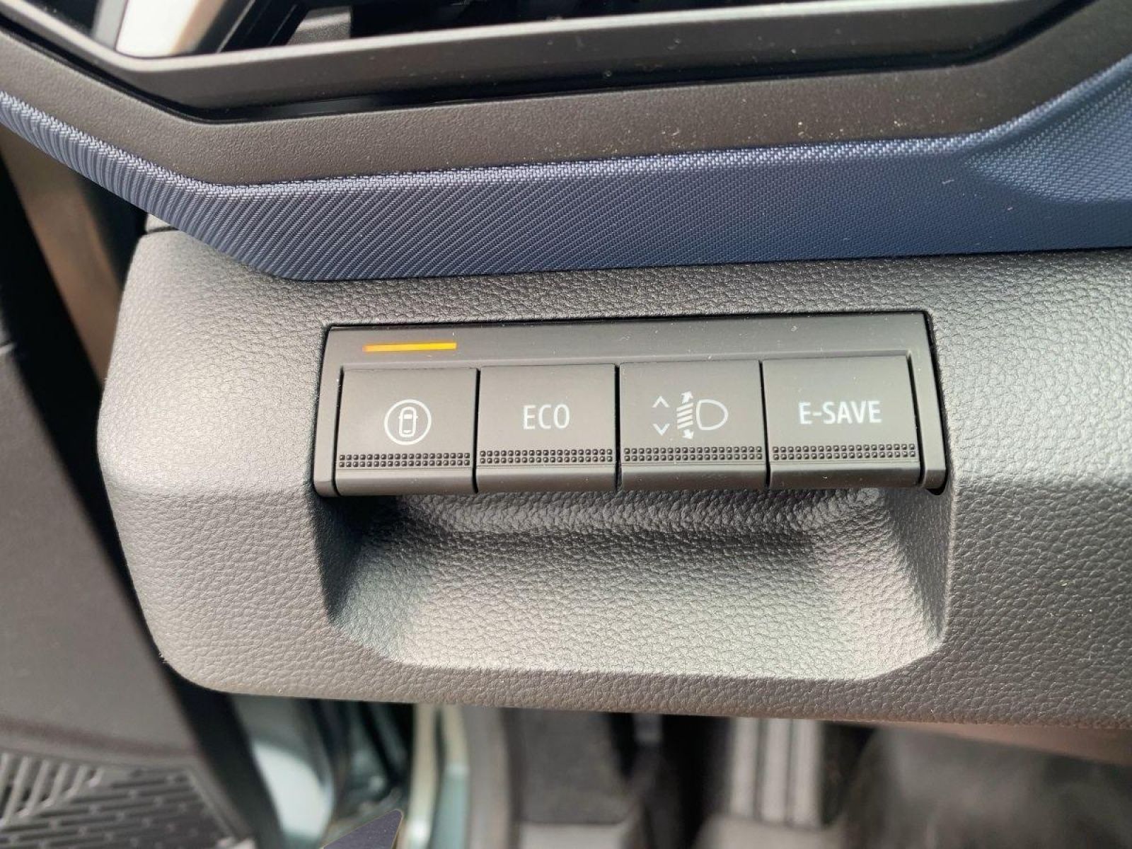 Dacia Duster III 1.6 E-TECH Hybrid - Samsaru's Car Outlet