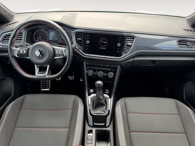 Volkswagen T-Roc 1.5 TSI Sport - Samsaru's Car Outlet