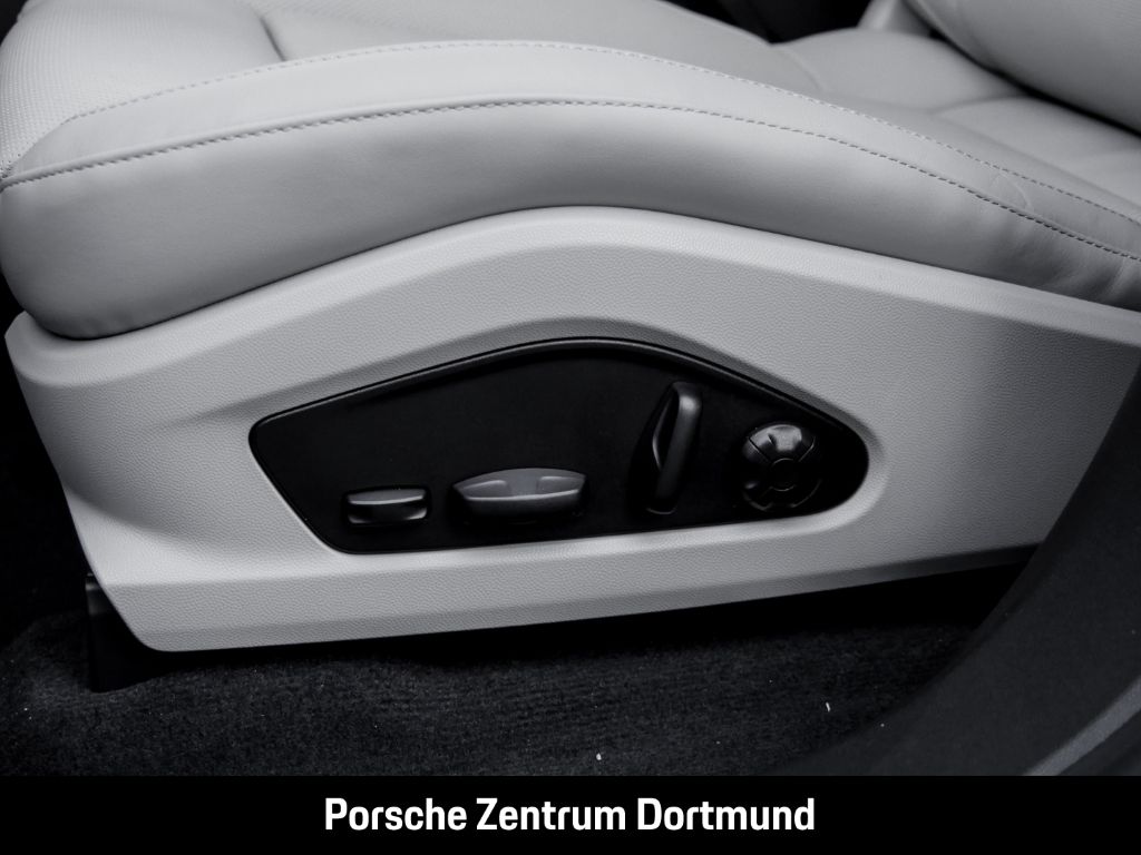 Porsche Macan 4 - Samsaru's Car Outlet