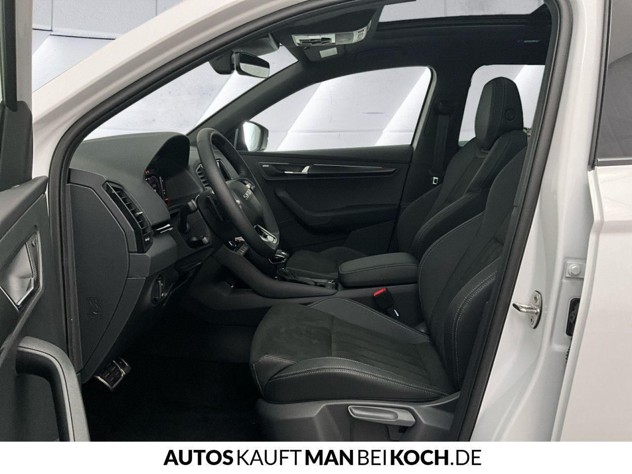 Skoda Karoq 2.0TSI 4x4 Sportline NAVI AHZV CANTON PANO