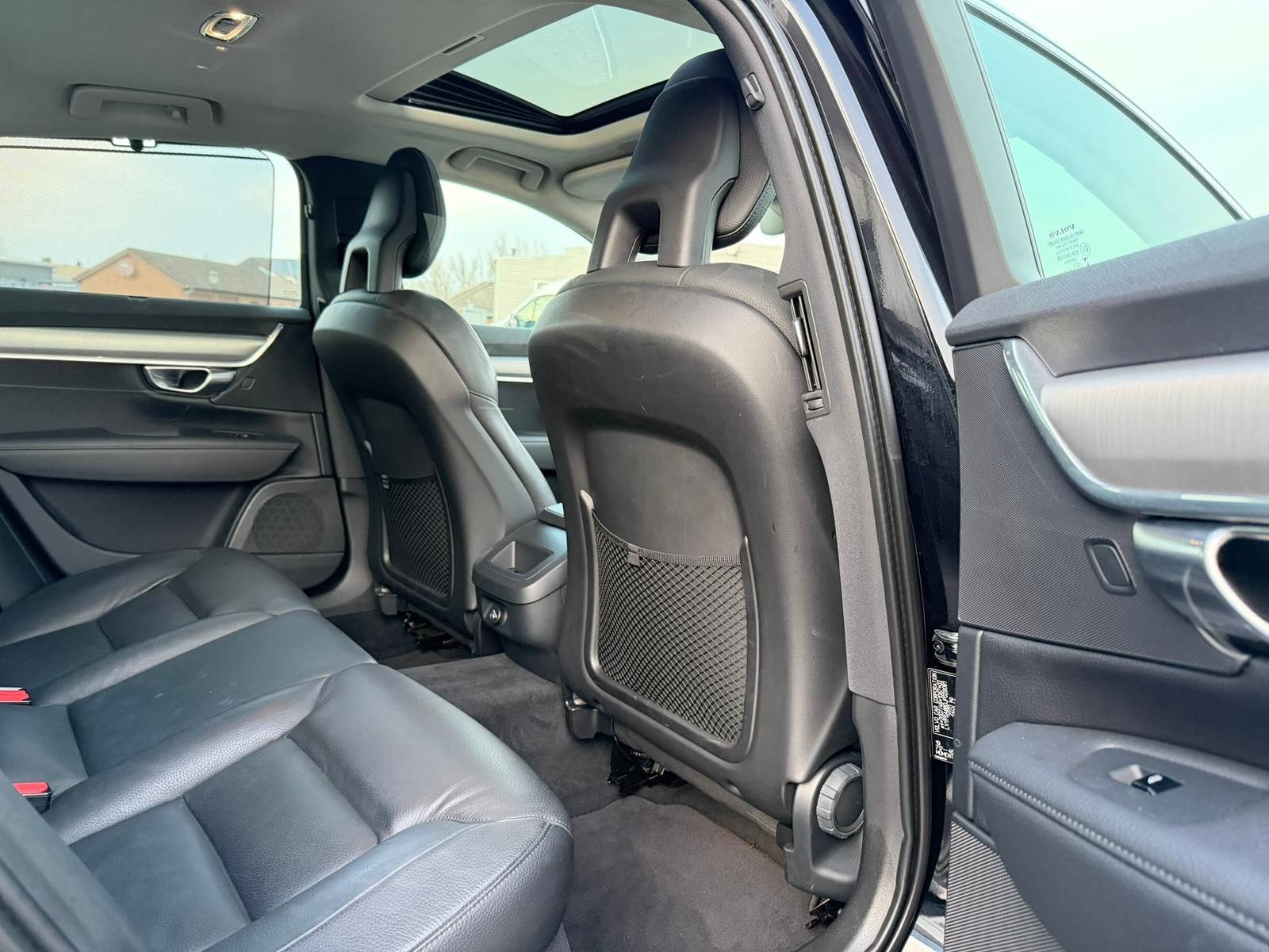 Volvo S90 2.0 D4 Momentum HeadUP 360° Schiebedach